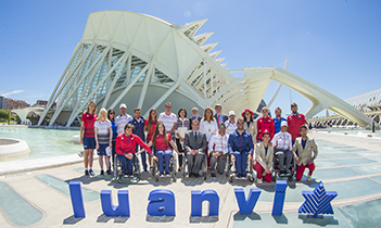 The Spanish Paralympic Committee presented the kit for Rio 2016, designed by the sportswear manufacturer Luanvi.
