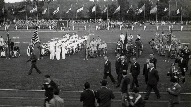 Image of Ceremonies and games called by the Centro Sportivo Italiano:  procession