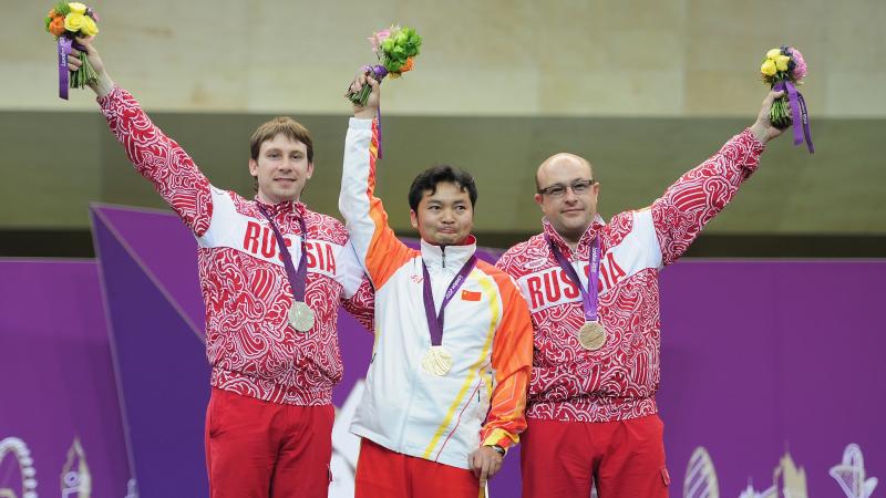 Li Jianfei wins shooting gold