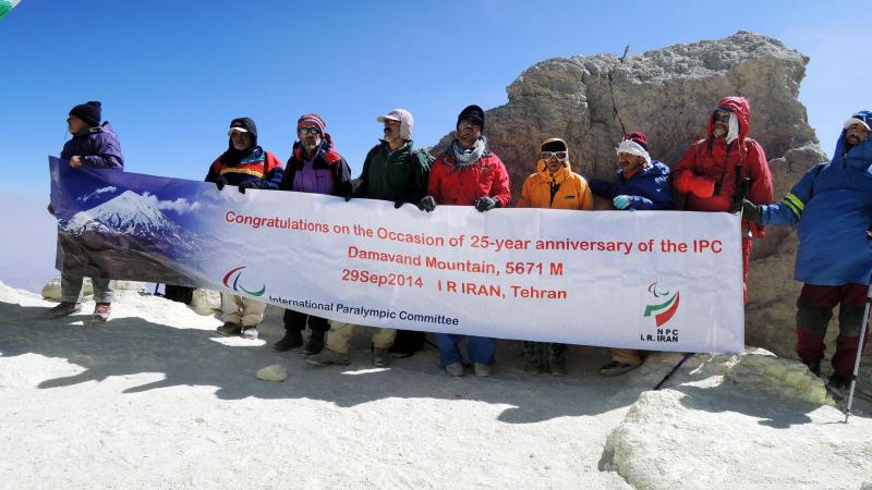 Iranian athletes at Damavand Mountain