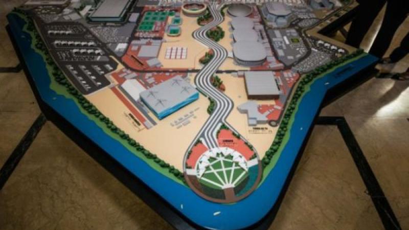 The 1.3m² model of the under-construction Barra Olympic Park represents a real-life area of 1.18 million m²