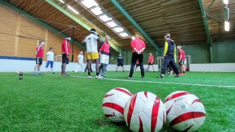 indoor 5 a side football trainers