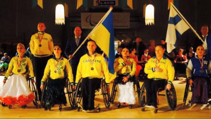 Para dancers receive their medals