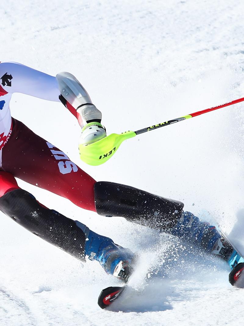 a male Para alpine skier in action