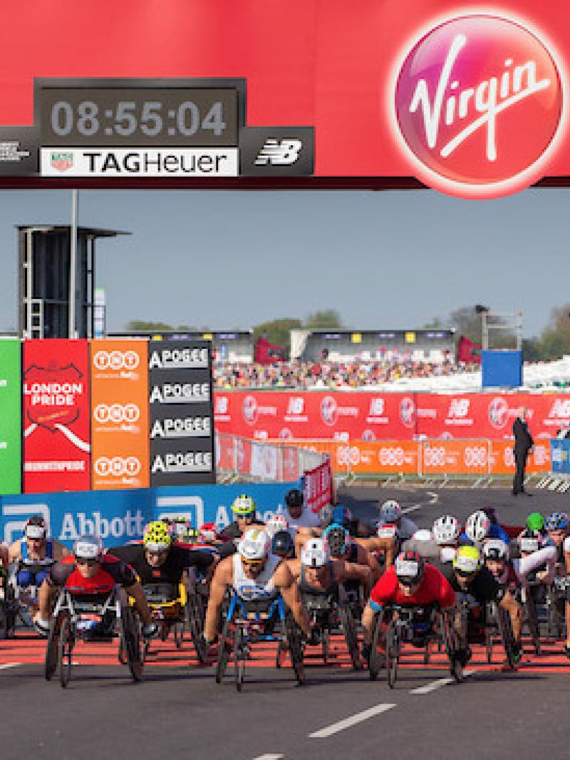 Wheelchair races starting the London Marathon