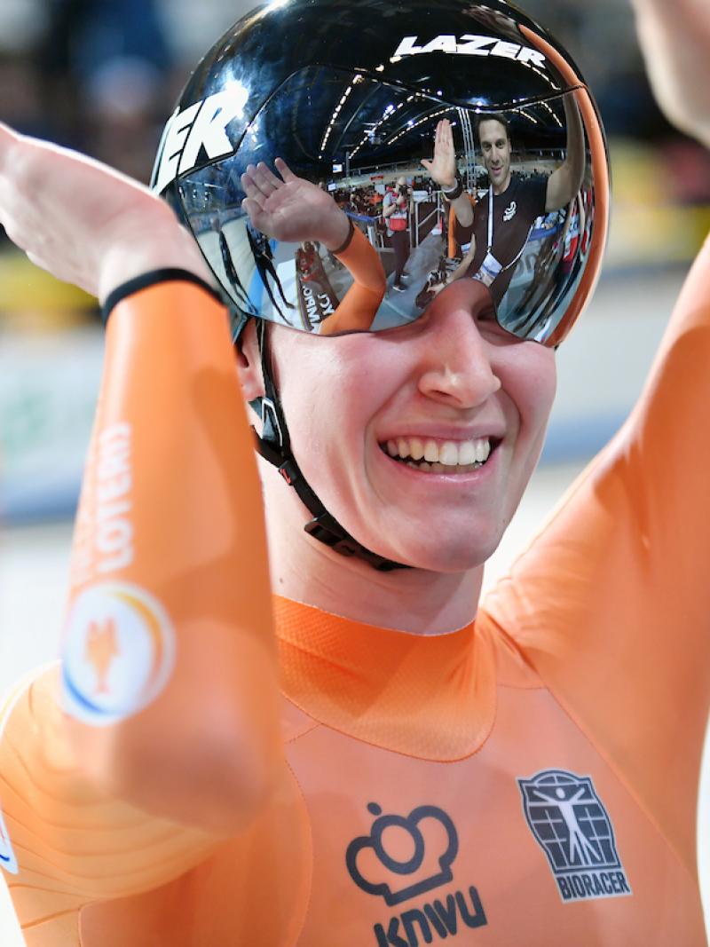 female Para cyclist Caroline Groot