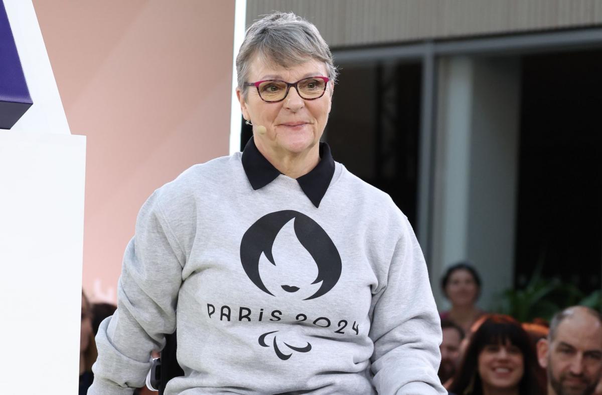 Beatrice Hess, a 20-time Paralympic gold medallist, wearing a shirt with the Paris 2024 logo