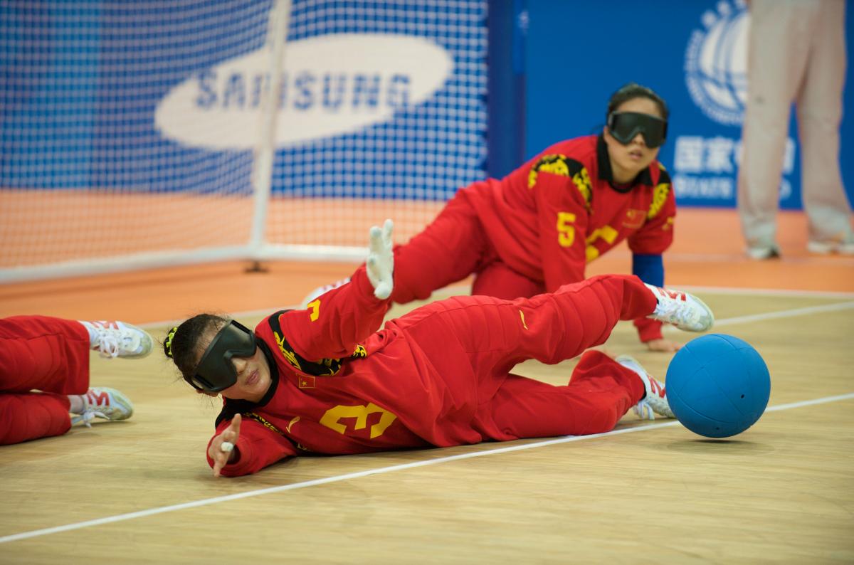 Chinese women goalball team competing in Beijing.