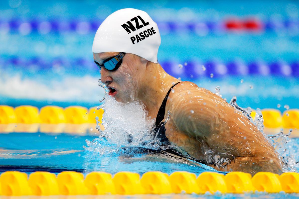 New Zealand swimmers set world records