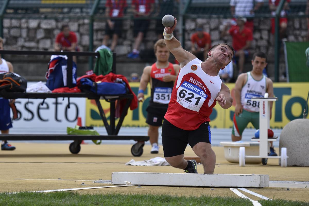 Two world records kick start day one at Grosseto 2016