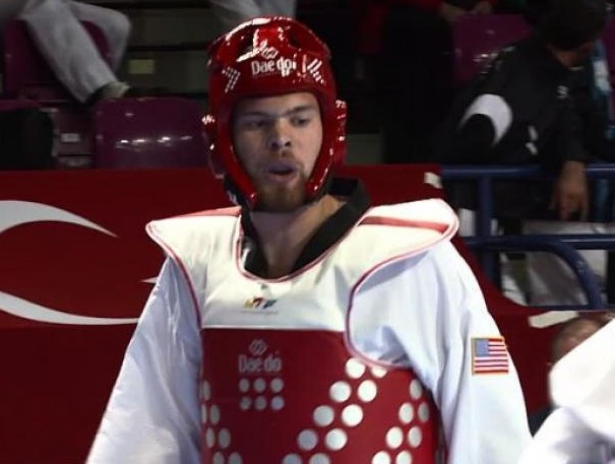 a male Para taekwondo athlete