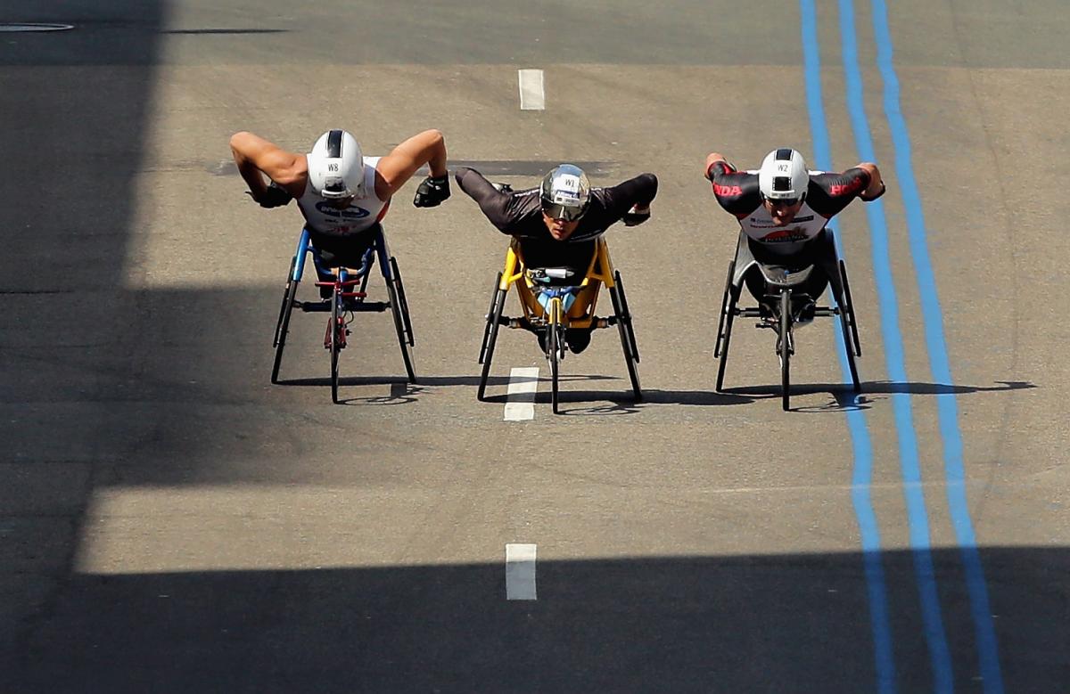 Marcel Hug leading the Boston Marathon