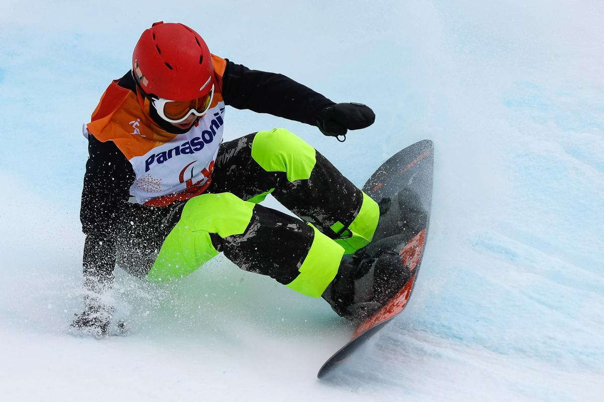 Man snowboarding