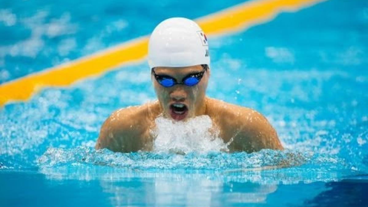 Swimming - Men's 100m Breaststroke - SB12 Final - London 2012 Paralympic Games